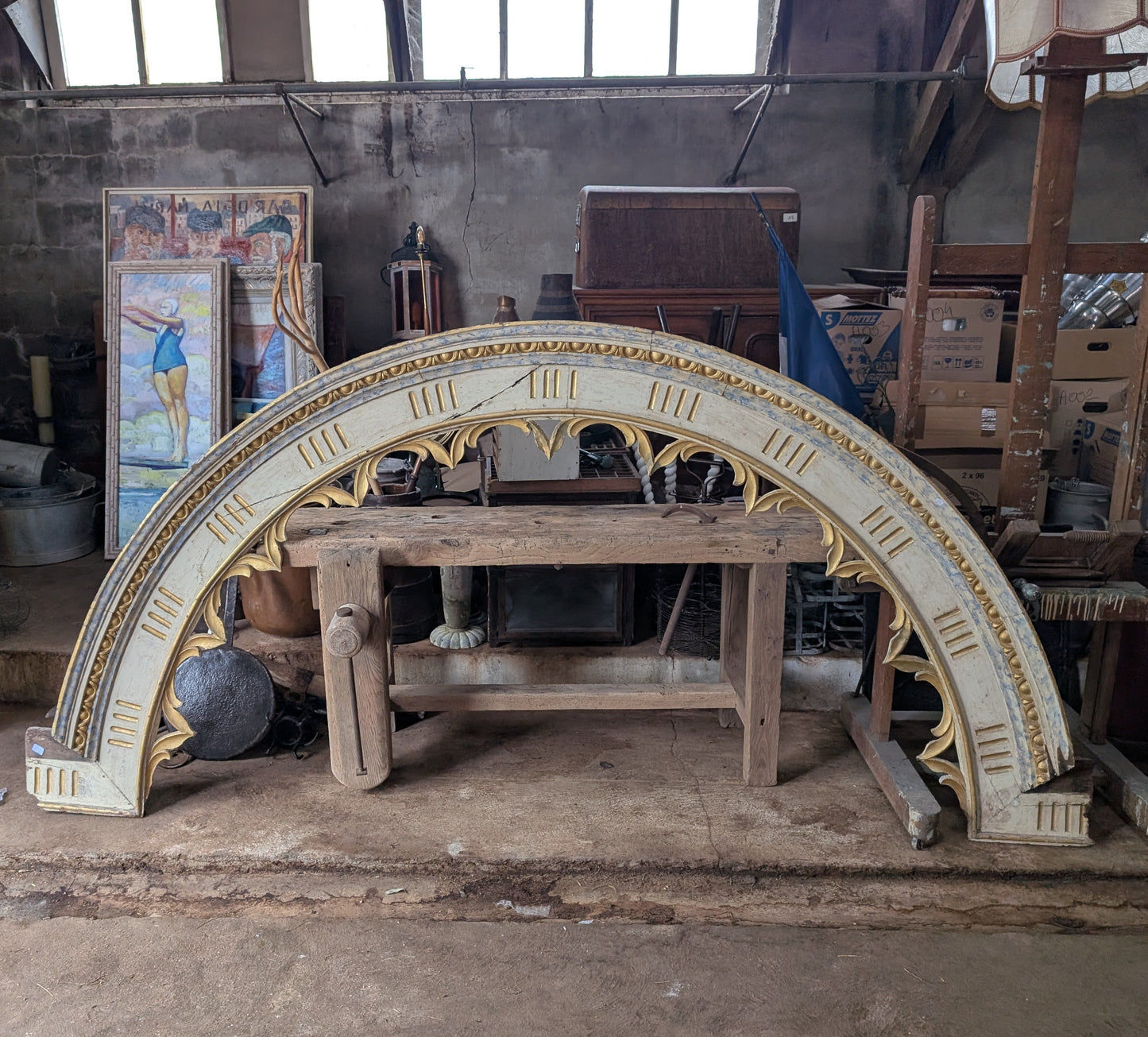 Unique Wooden carved Arch chapel - 19th century