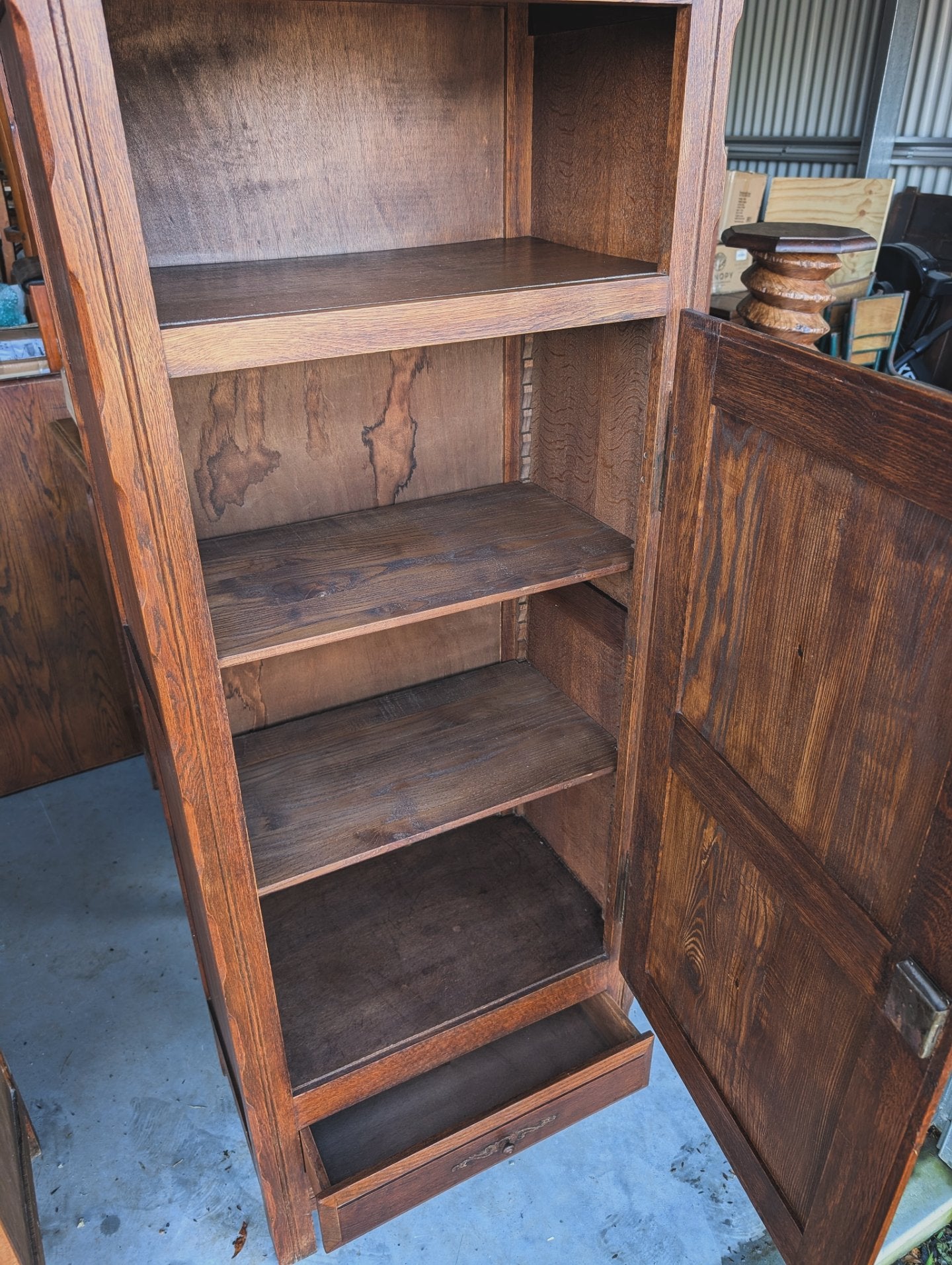 Dudouyt Style Cabinet