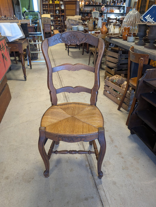 Set of 6 provincial chairs