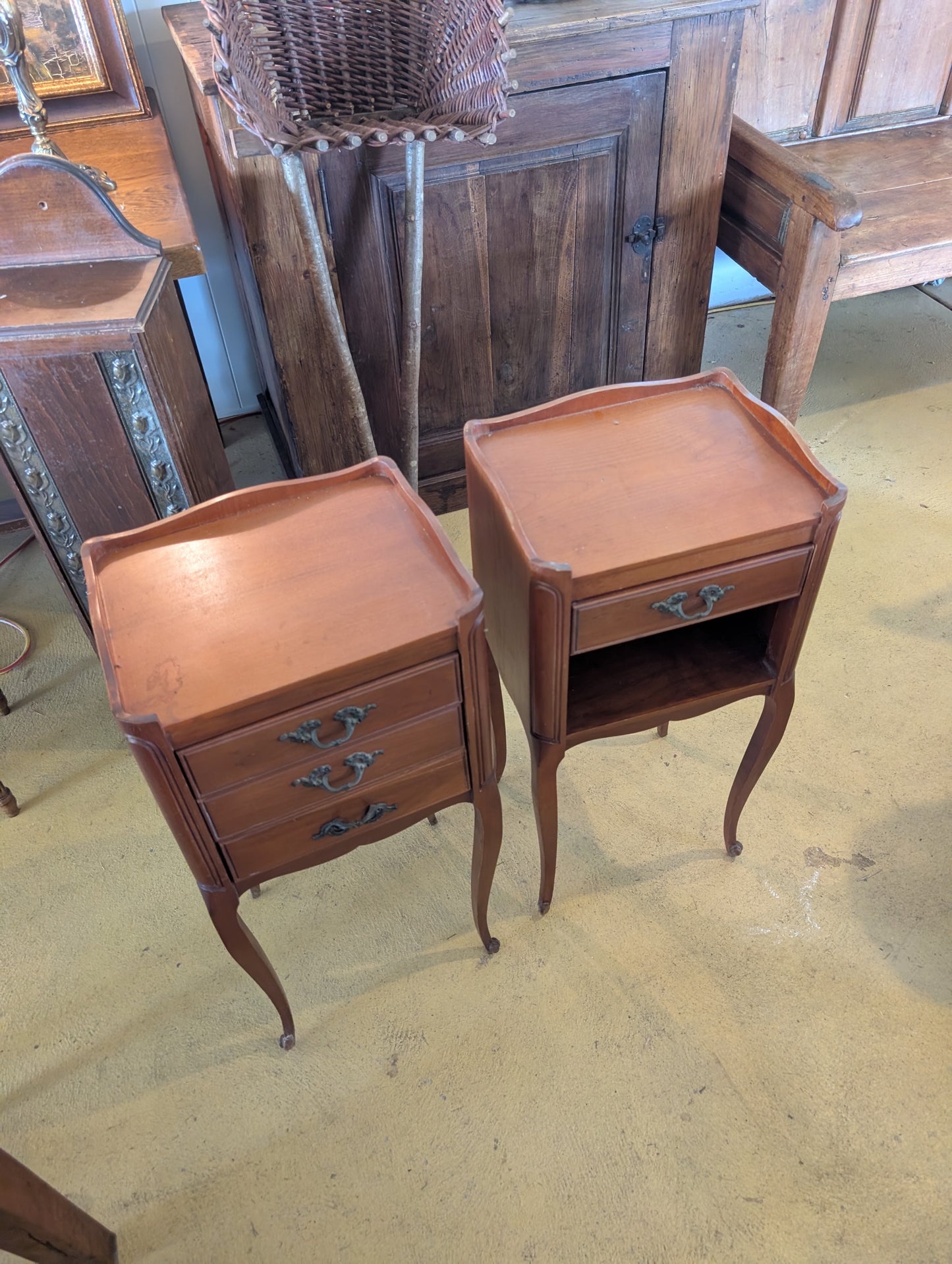 Pair of Louis XV Bedsides tables