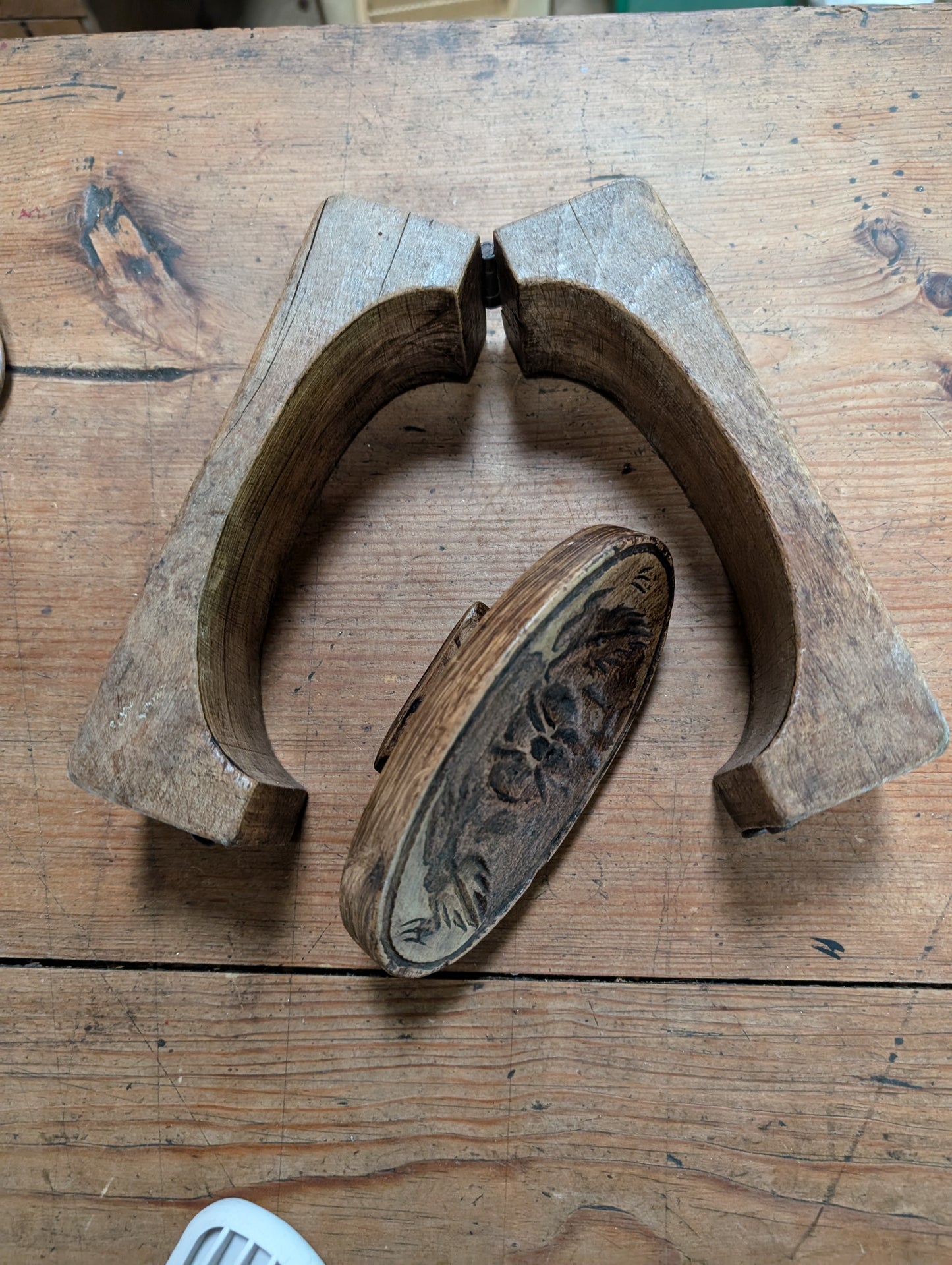 Vintage wooden butter mold - 19th Century