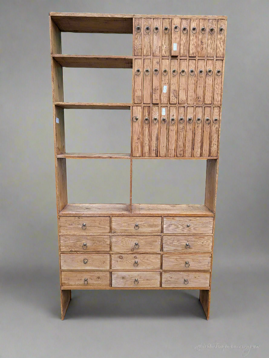 Apothecary cabinet Early XXth C.