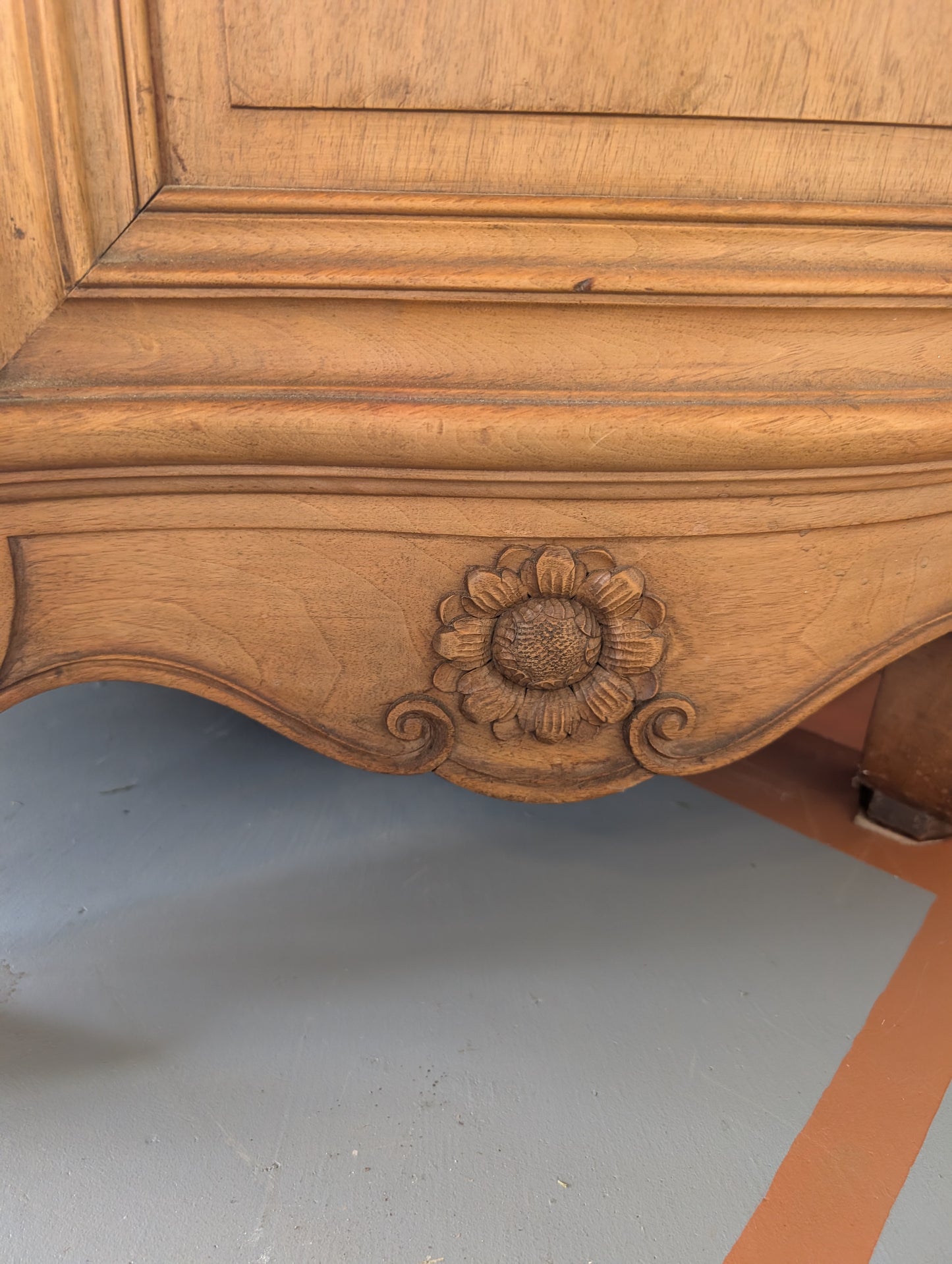 18th Century French Louis XV style walnut buffet enfilade