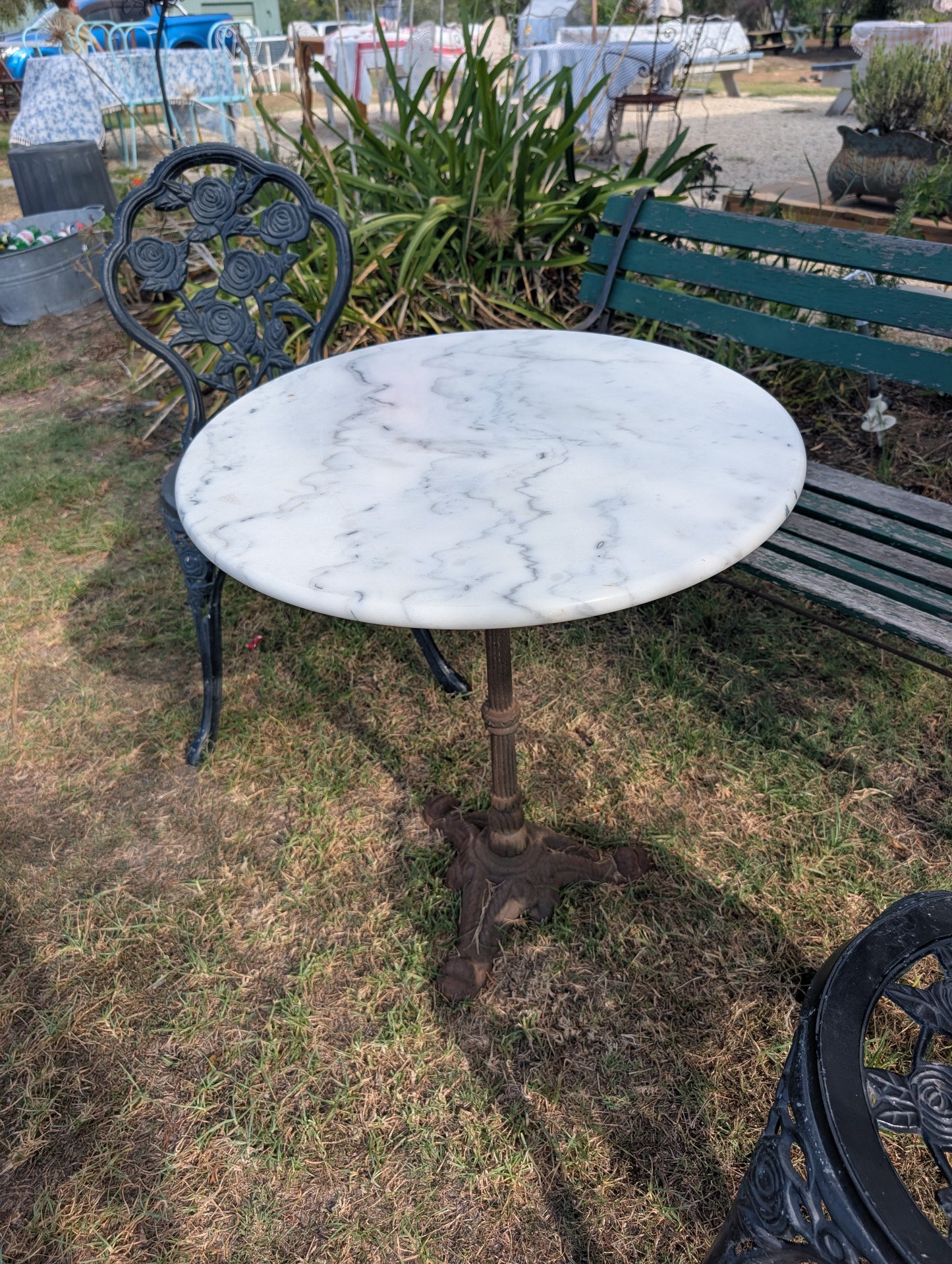 Antique Bistrot table, marble top and cast iron