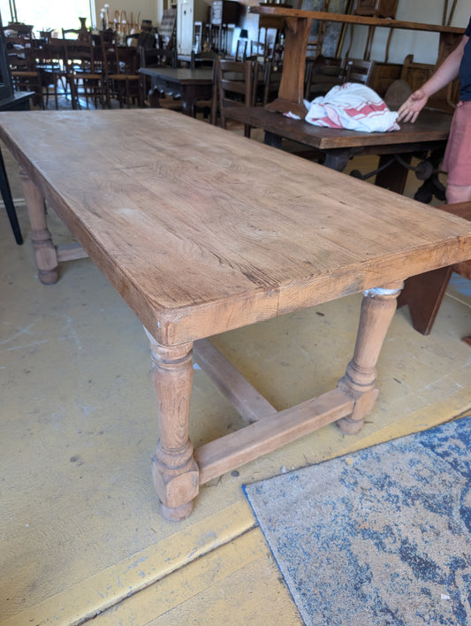 Oak farm table