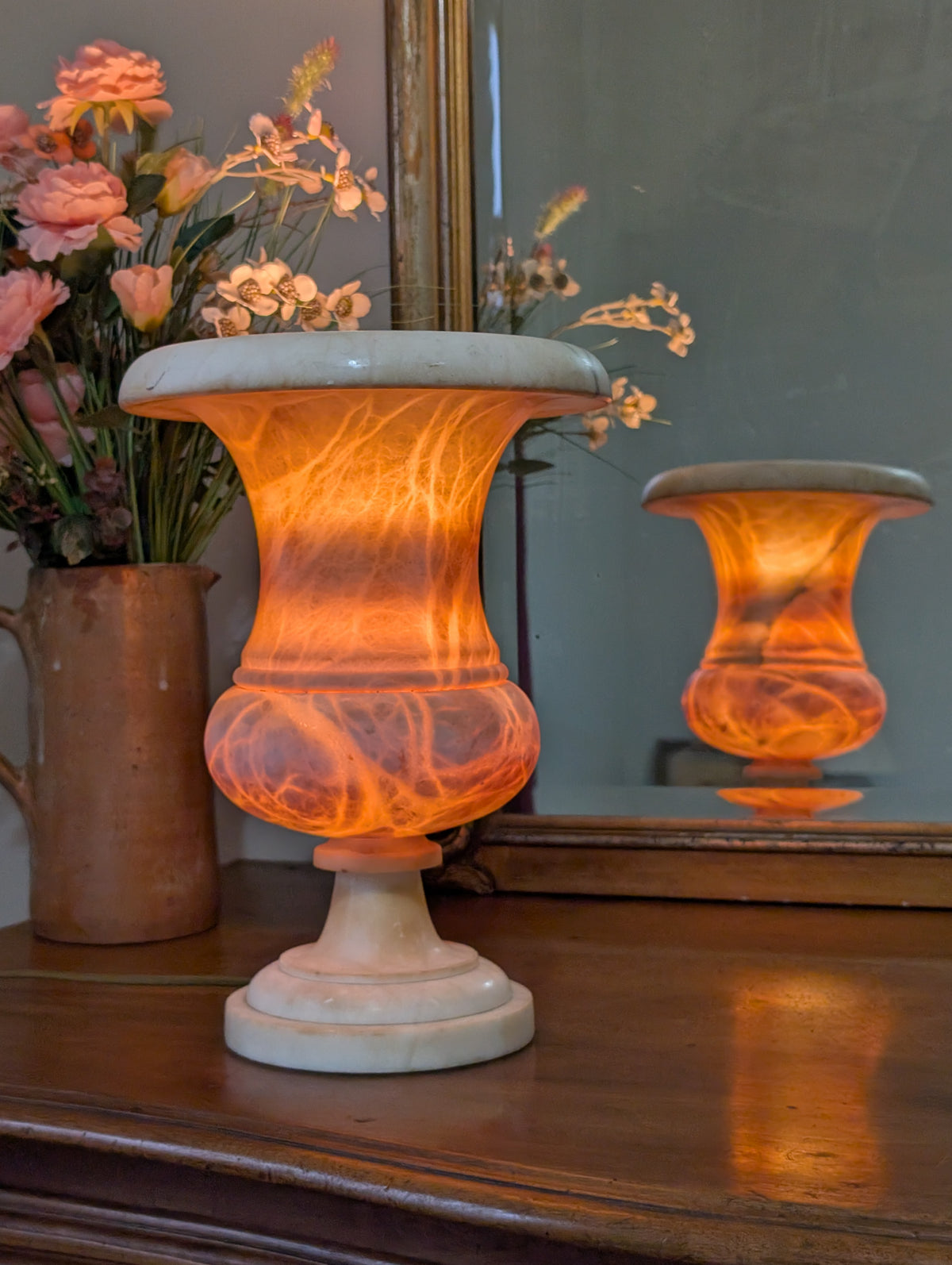 Vintage Italian Carved Alabaster Urn Table Lamp – Neoclassical Campagna Bowl