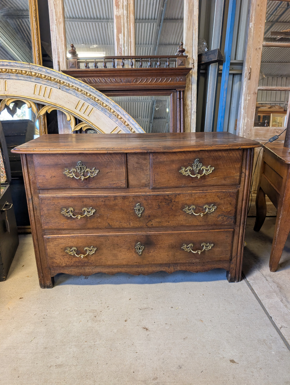 Chest of Drawers in Walnut C18th Century