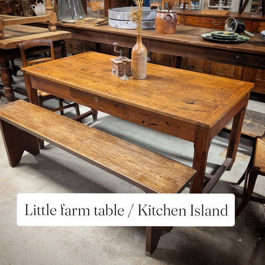 Little farm table / Kitchen Island