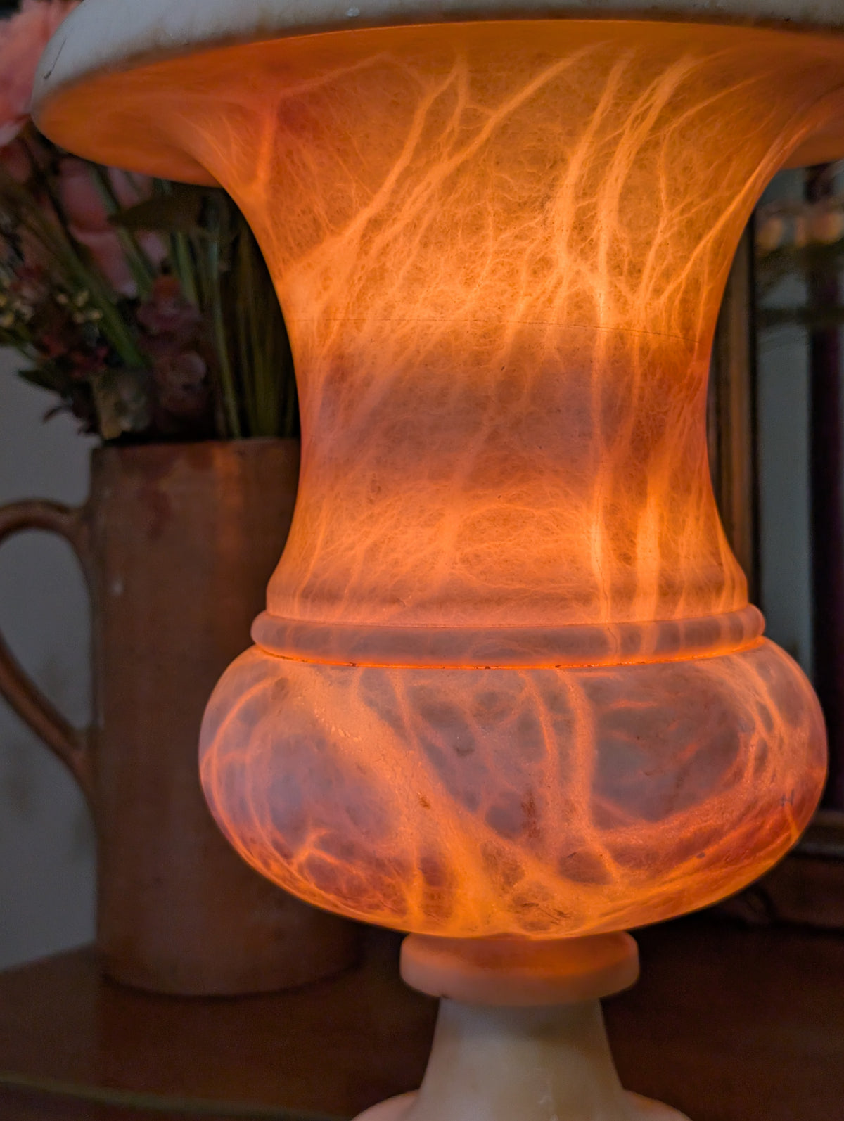 Vintage Italian Carved Alabaster Urn Table Lamp – Neoclassical Campagna Bowl