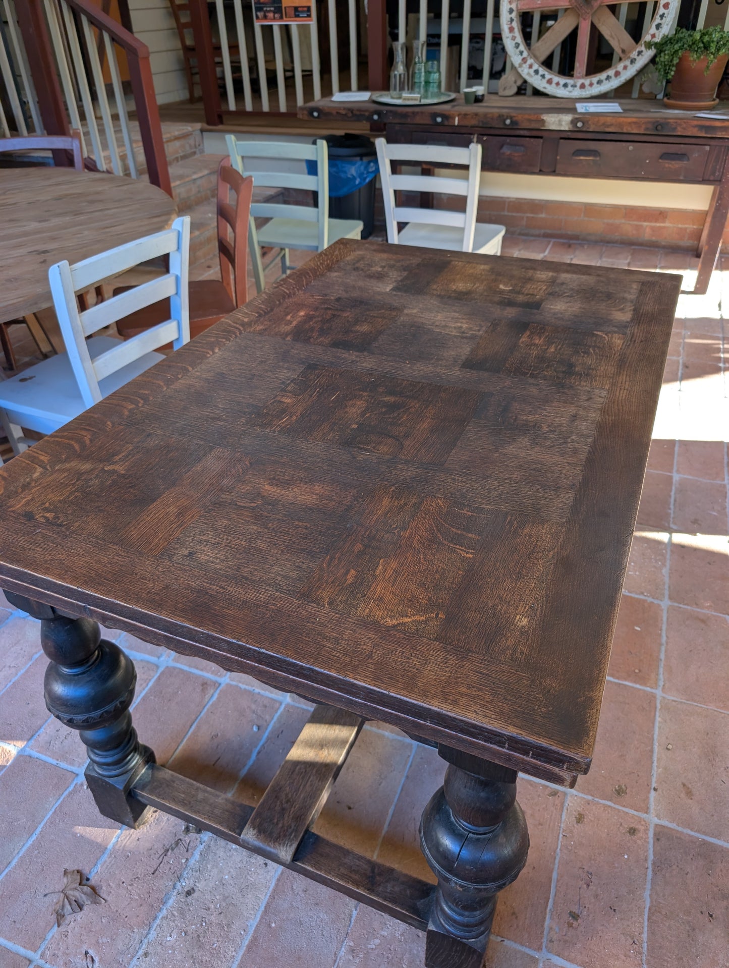 C19th antique oak Baroque-style dining table with extensions