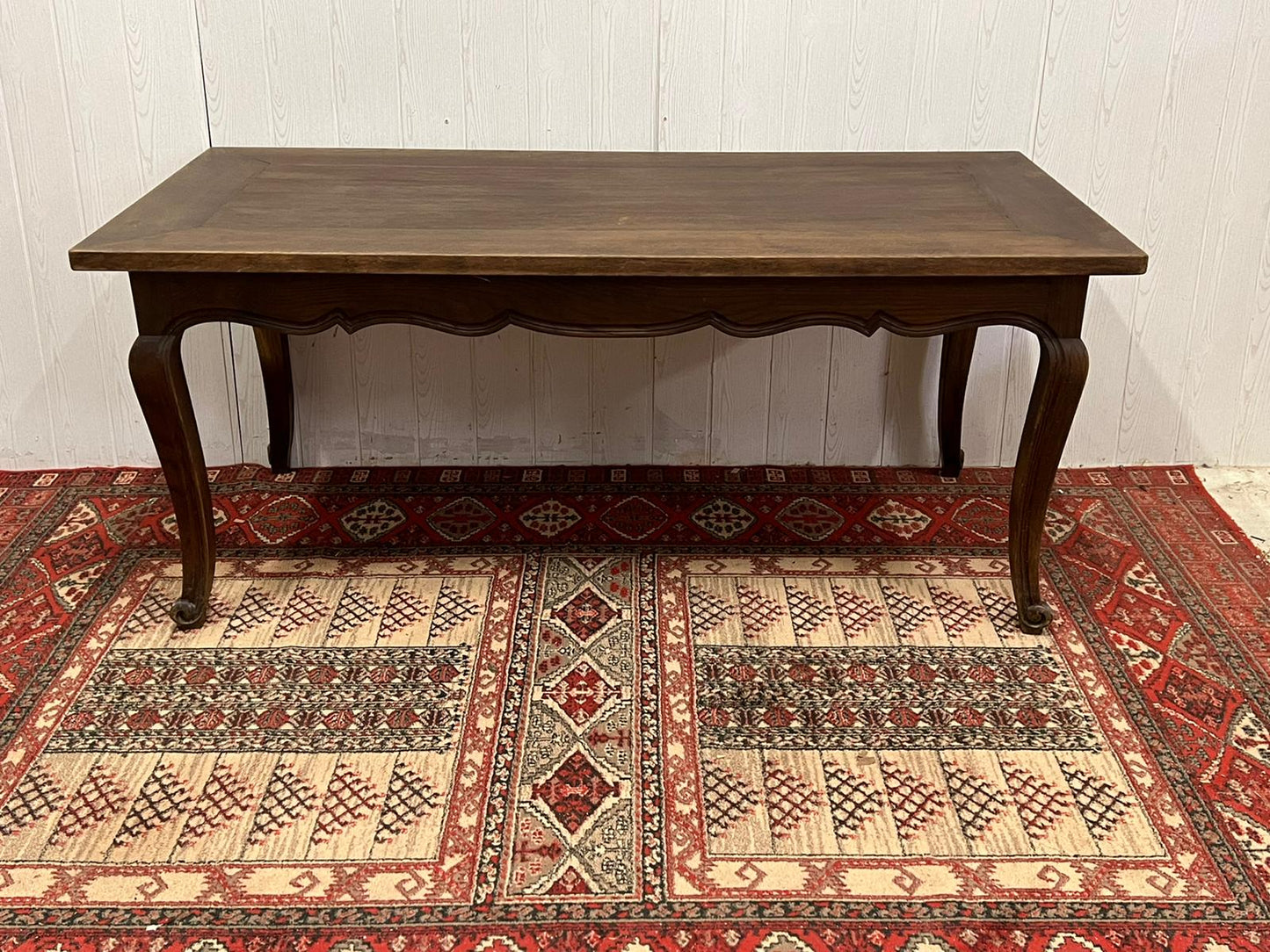Louis XV style Dining table extendable