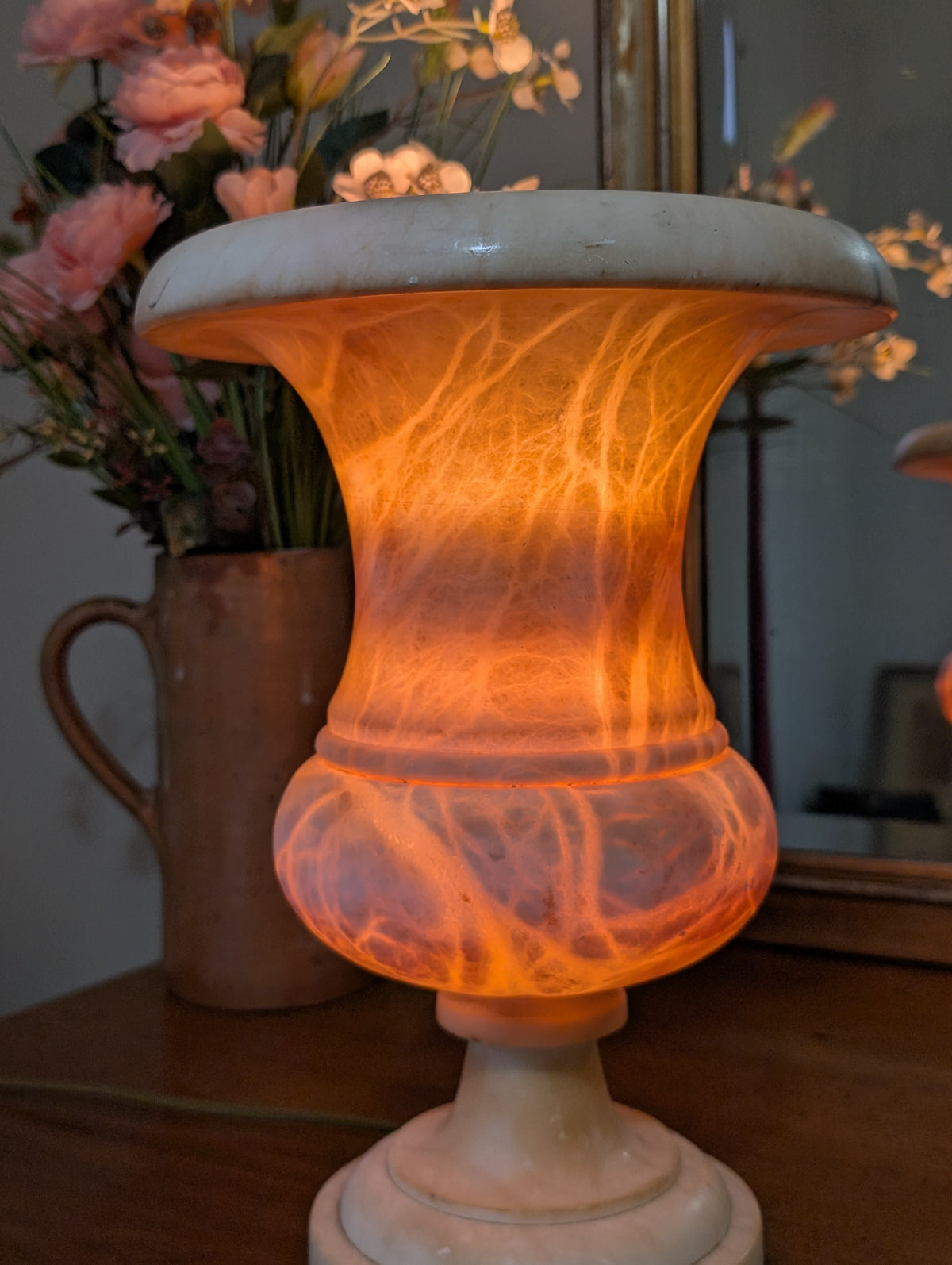Vintage Italian Carved Alabaster Urn Table Lamp – Neoclassical Campagna Bowl