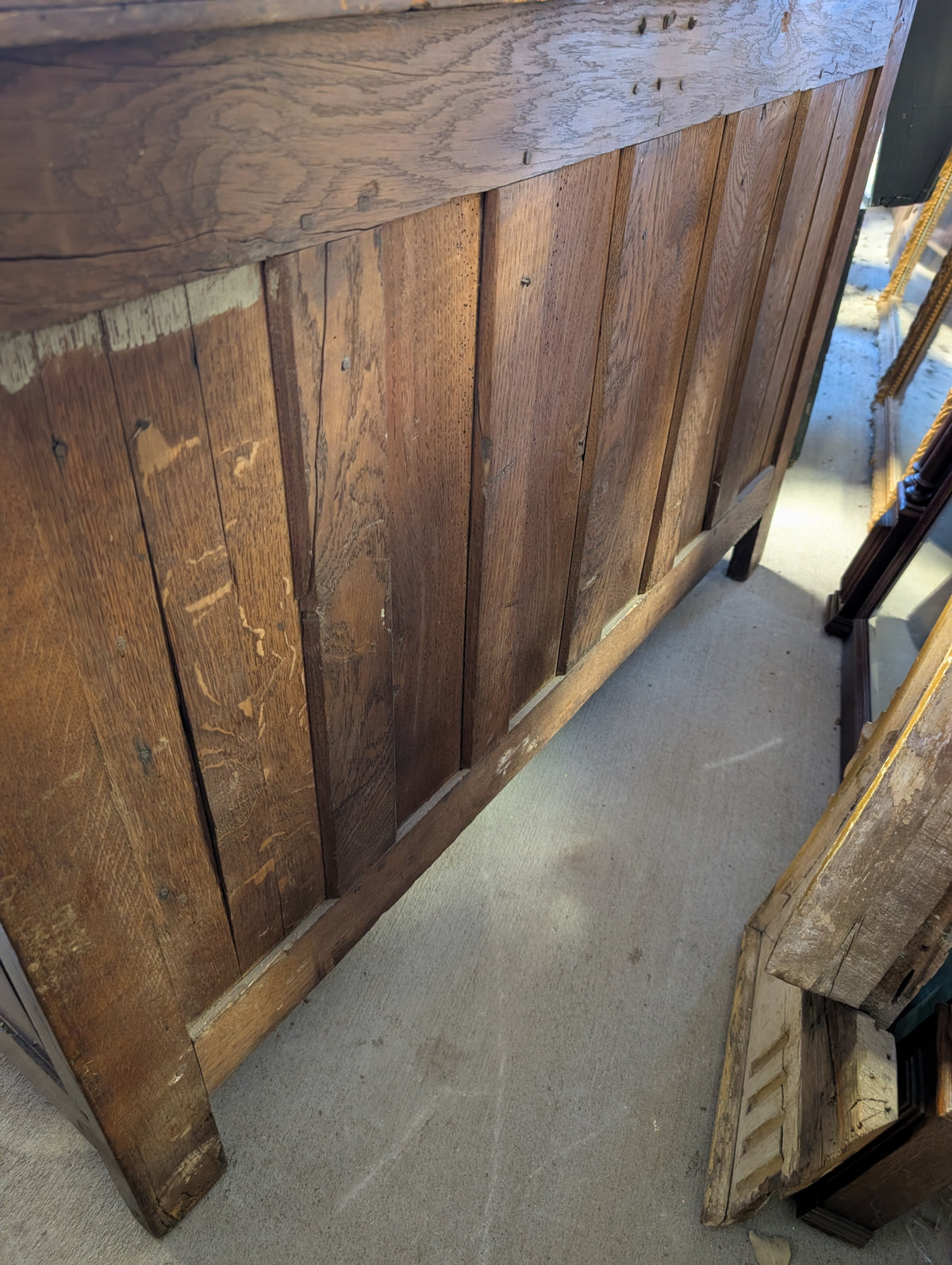 Chest of Drawers in Walnut C18th Century